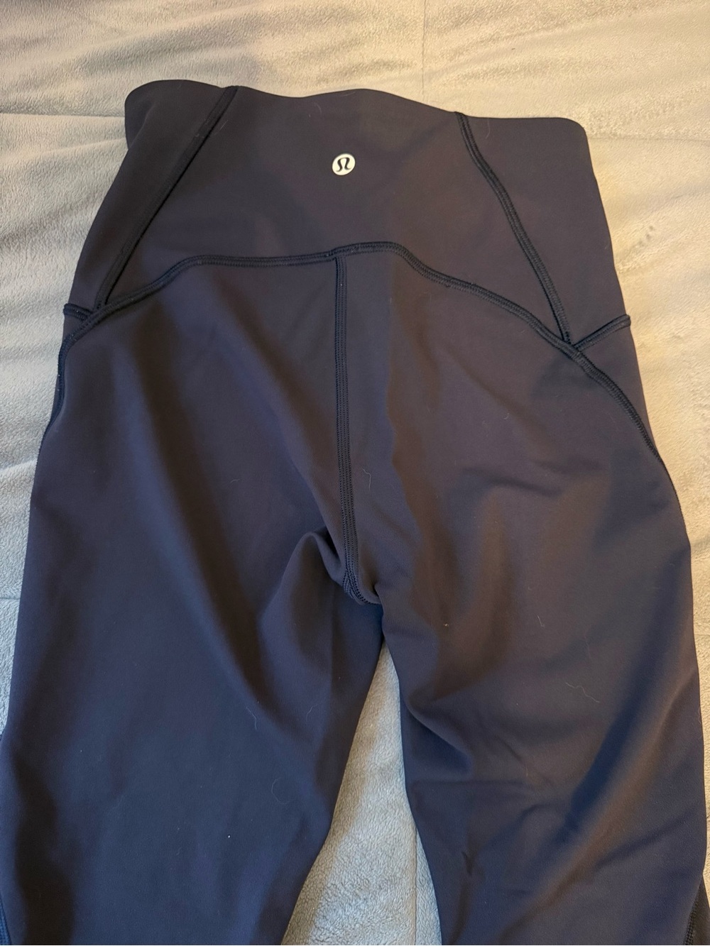 lululemon athletica High-Rise Mesh Panel Leggings in Navy - Size 4